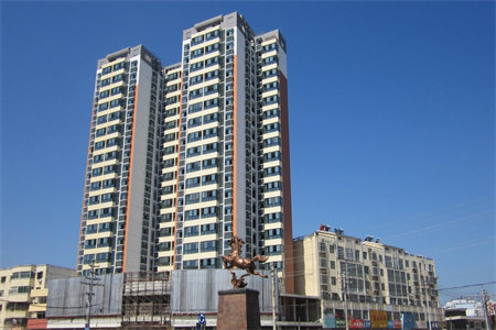 滕投悦府新房手续3室2厅2卫132.8万146m2毛坯出售